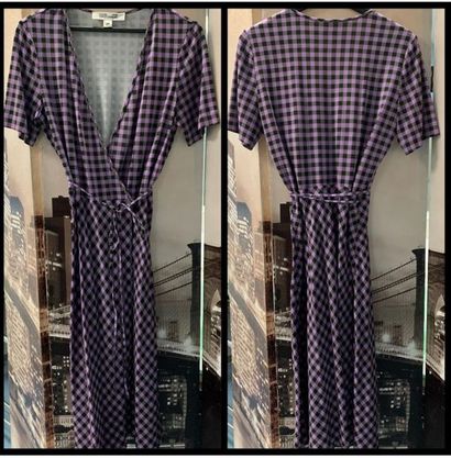 Robe Diane Von Furstenberg appartenant à...