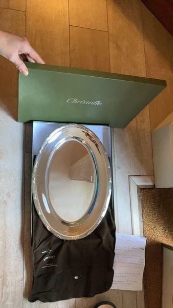 Plat Christofle ovale en argent 40x20cm
Serving...