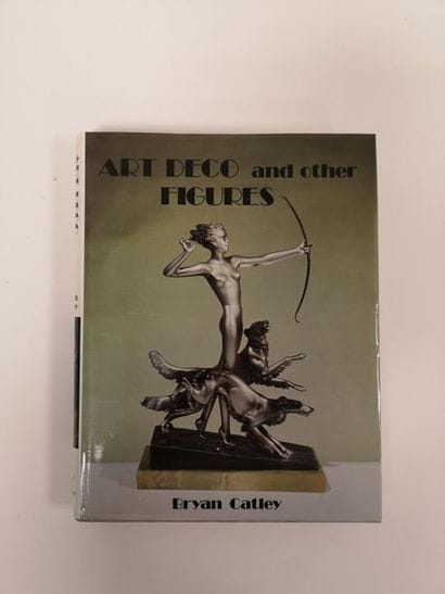 Bryan CATLEY
Art Deco and other figures.
Antique...