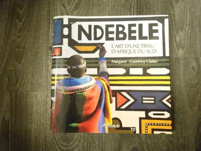 COURTNEY-CLARKE Margaret, 
NDEBELE. L'art...