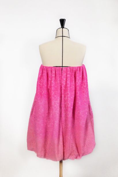 Patou

Patou prototype dress, never marketed,...