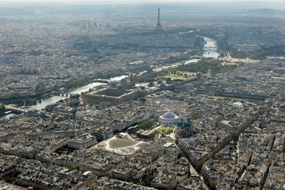La Collection Pinault

An exclusive discovery...