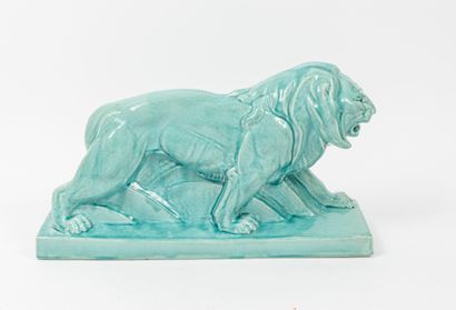 D'après LEJAN (XXème siècle)
Lion marchant,...