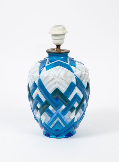 Attribué à Camille FAURE (1872-1944)
Vase...