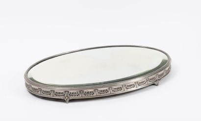 WURTTEMBERGISCHE METALLWARENFABRIK
Oval table...