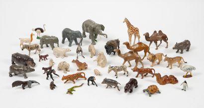 Large lot of animals from Africa, America...