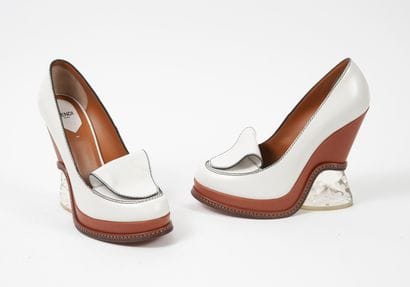 FENDI Roma
Pair of white and camel leather...