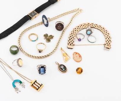 Lot of various fancy metal jewellery including...