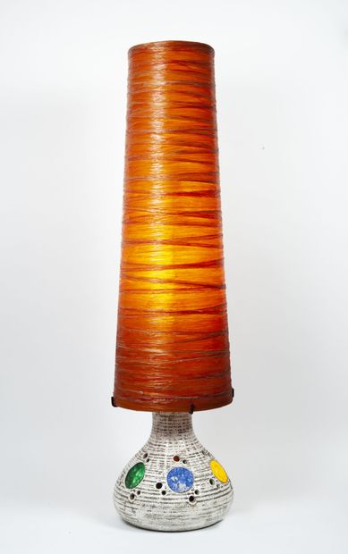 ACCOLAY
Important lamp circa 1960-70.

White...