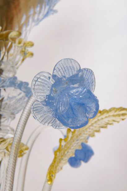 MURANO, XXème siècle
Glass chandelier with...