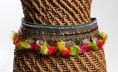 ETRO
Ceinture formée d'un bandeau en tissu,...