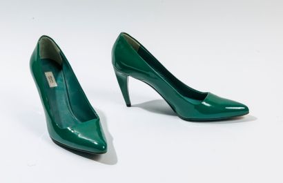 PRADA
Paire d'escarpins à bout pointu en...