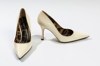 DOLCE & GABBANA
Paire d'escarpins à bout...
