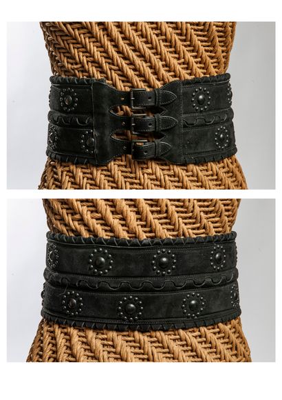 ALAÏA
Ceinture corset en daim noir, à décor...