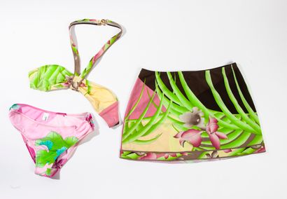 LEONARD
Lot comprenant :

- Maillot de bain...