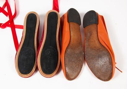 REPETTO
Lot comprenant deux paires de ballerines...