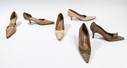 JET SET Paris
Lot comprenant trois paires...