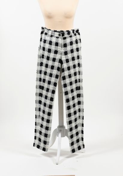 CHANEL
Pantalon en tweed de viscose, polyester...