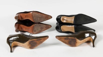 JET SET Paris
Lot comprenant trois paires...