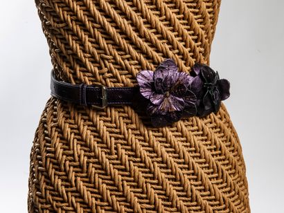 Anne FONTAINE
Ceinture en cuir métallisé...