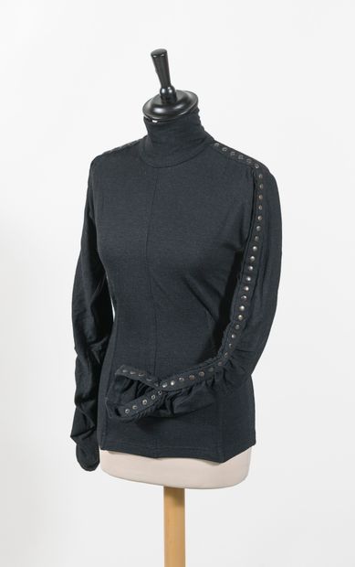 DOLCE & GABBANA
Long-sleeved top with stand-up...