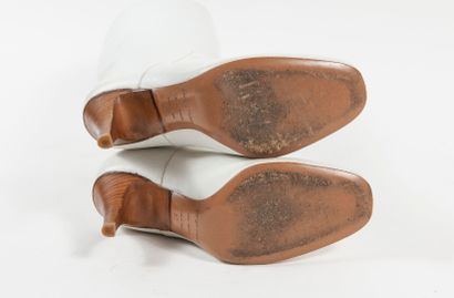 Sergio ROSSI
Paire de bottes à bout rond...