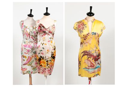 Roberto CAVALLI
Lot including : 

- Short...