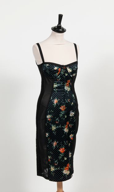 D&G, DOLCE & GABBANA
Strapless dress, spirit...