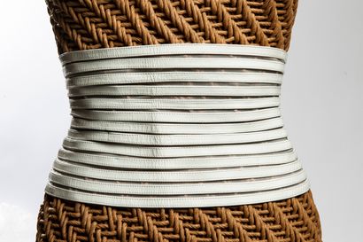 JITROIS
Ceinture corset en toile de soie...