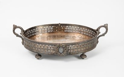 CAILARD BAYARD
Oval silver-plated planter,...