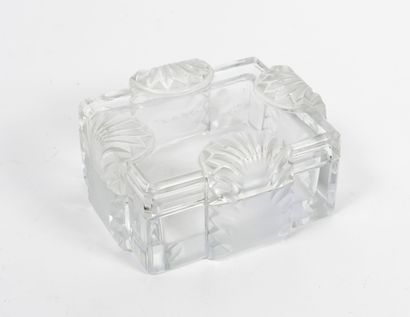 LALIQUE FRANCE
Rectangular ashtray Corfu.

Model...