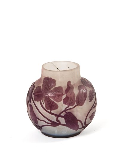 ÉTABLISSEMENTS GALLÉ
Small vase with swollen...
