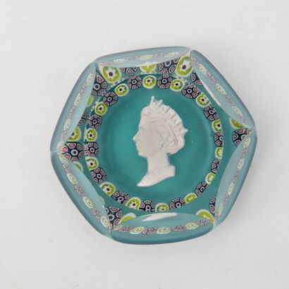 SAINT-LOUIS
Colourless crystal paperweight,...