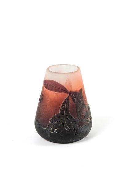 ÉTABLISSEMENTS GALLÉ
Small truncated cone-shaped...