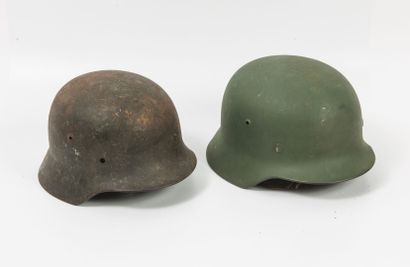 Two German helmets, type 35.

- one complete,...