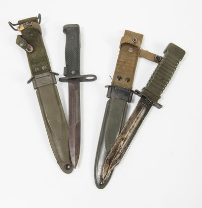 Two daggers :

- one forming bayonet USM8-A1,...