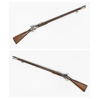 BARNETT, London
Military rifle with snuffbox,...
