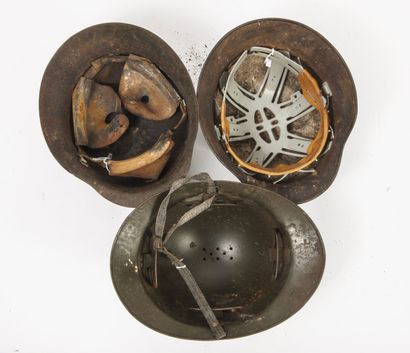 Three helmets:

- one Spanish.

- one French,...