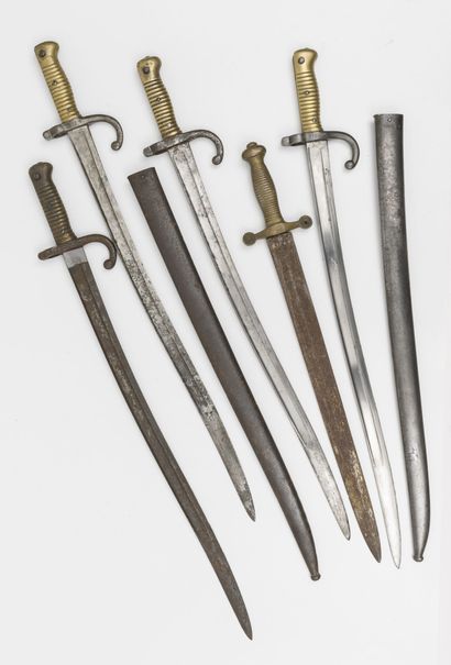 Four CHASSEPOT bayonets, mod. 1866.

- Two...