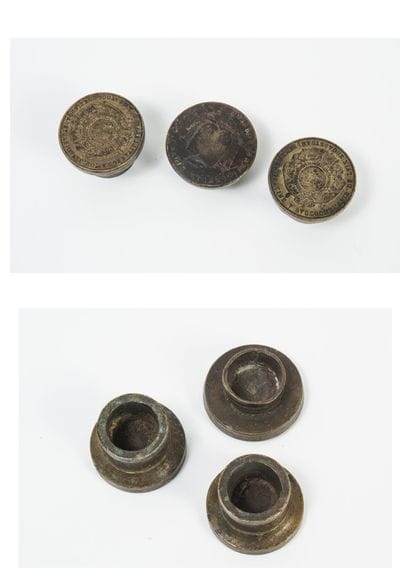 FRANCE, premier tiers du XIXème siècle
Three...