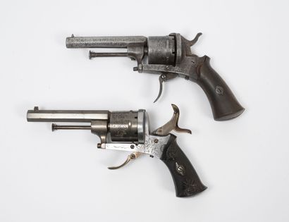 Deux revolvers à broche de système LEFAUCHEUX...