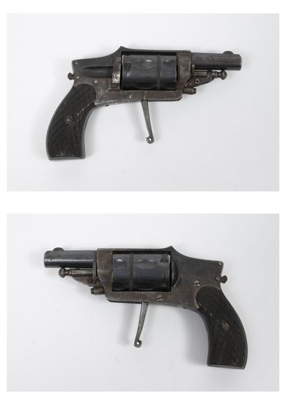 EUROPE, vers 1880-1900
Petit revolver hammerless...