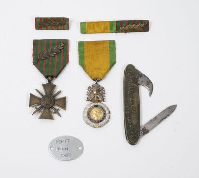 France
- Croix de Guerre 1914-1918.

Croix...