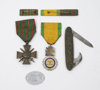 France
- Croix de Guerre 1914-1918.

Croix...