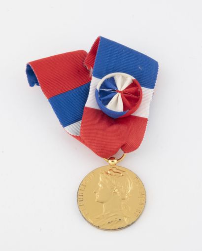 FRANCE,
Médaille d'Honneur du Travail en...