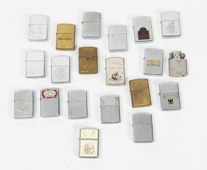 40 lighters of Zippo type.

Condition of...