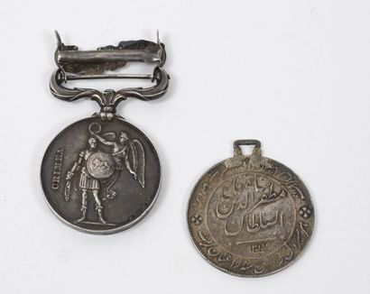 ROYAUME UNI
Médaille de Crimée en argent...