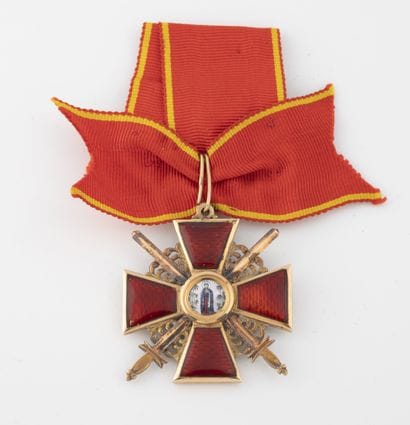 RUSSIE IMPERIALE,
Ordre de Sainte Anne.

Croix...
