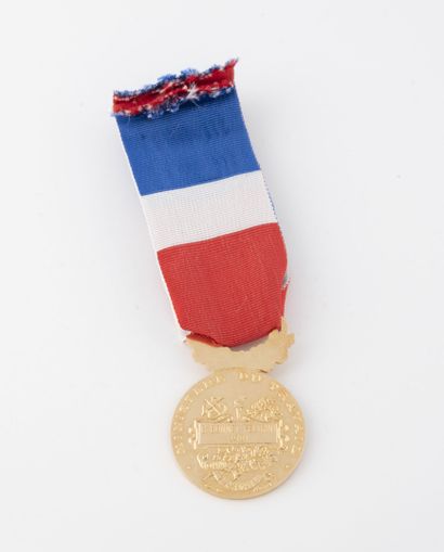 France
Médaille d'Honneur du Travail en or...