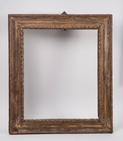 Cadre en bois à décor 

Etiquettes : 

-...